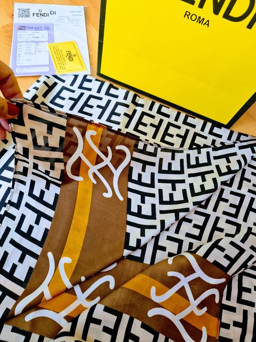 Esarfa matase naturala Fendi/primavara, new model/etichetă