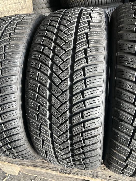 4 anvelope iarna 205/50/17 Vredestein 7.5 mm DOT2022