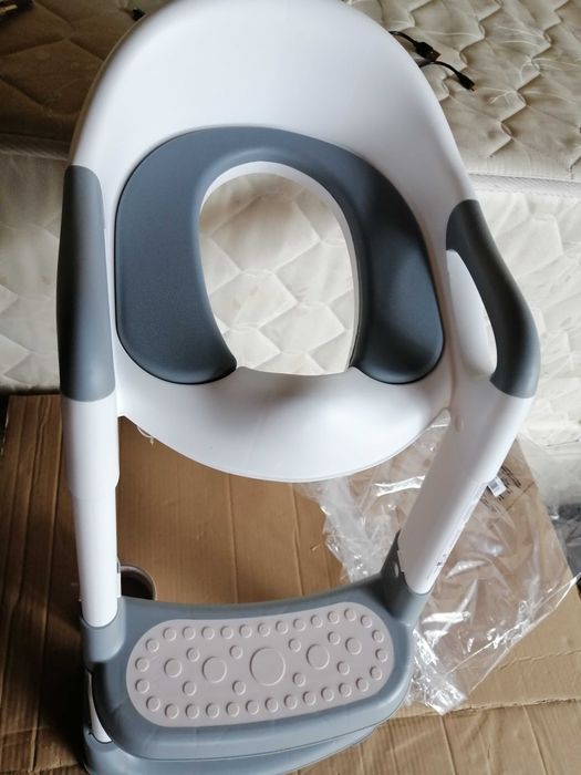 тоалетна седалка със стълба за деца