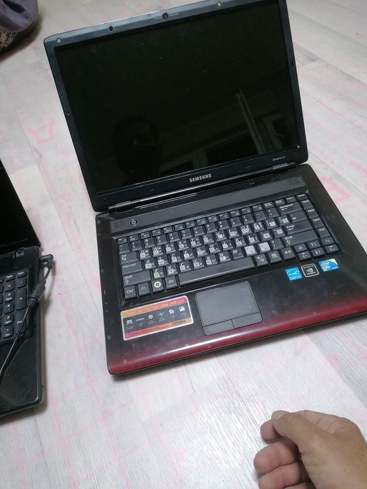 Продам ноутбуки SAMSUNG LENOVA