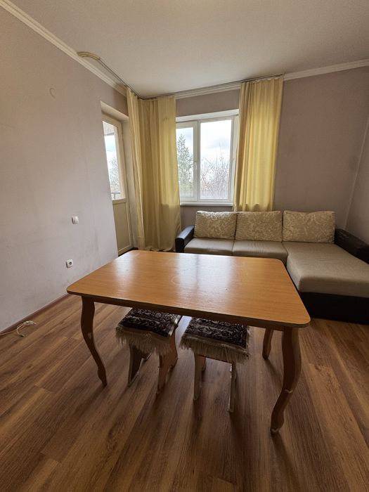 Продам стол со стульями Ауэзовский район