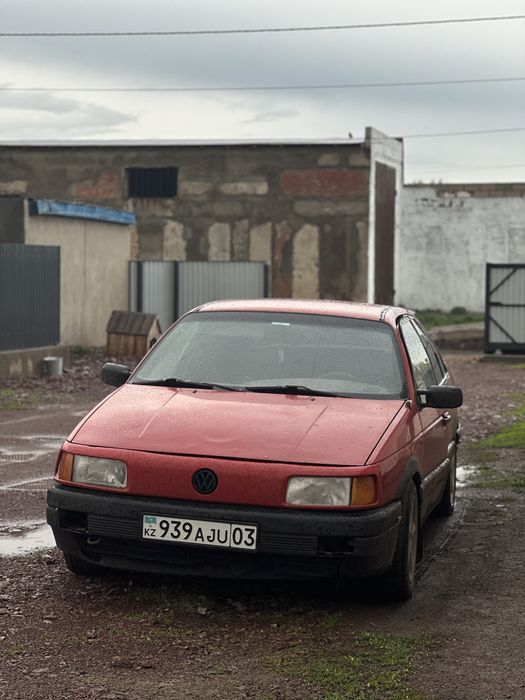 Продам машину пассат б3