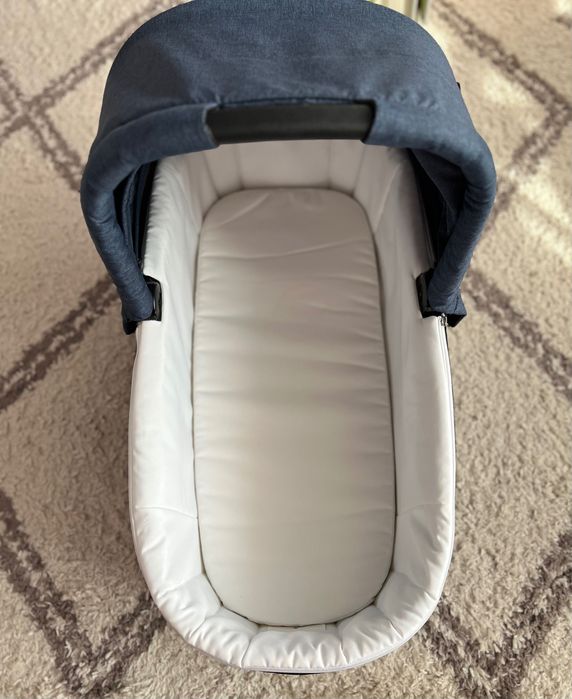 Количка 3 в 1 Пег Перего  с летен и зимен кош, столче за кола