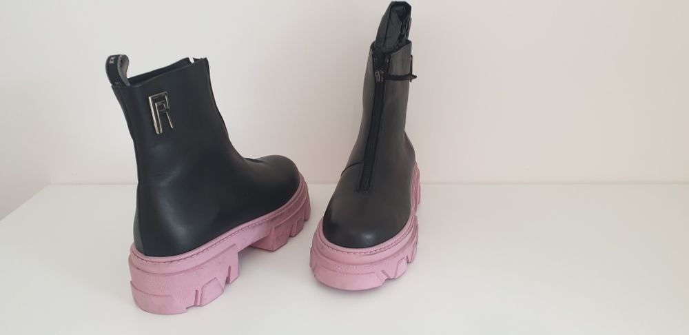 Bocanci dama Rage Age