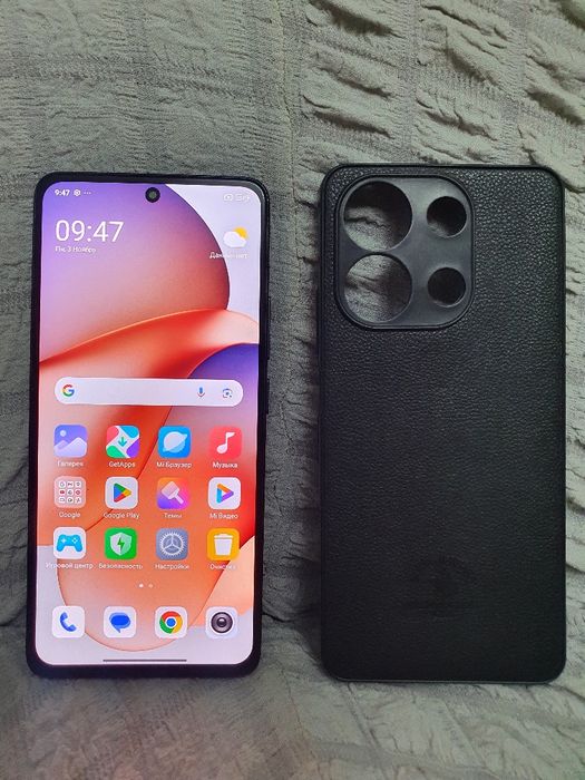 Srochna sotiladi Xiaomi Redmi Note 13 8+8/256Gb Black Original Igravoy
