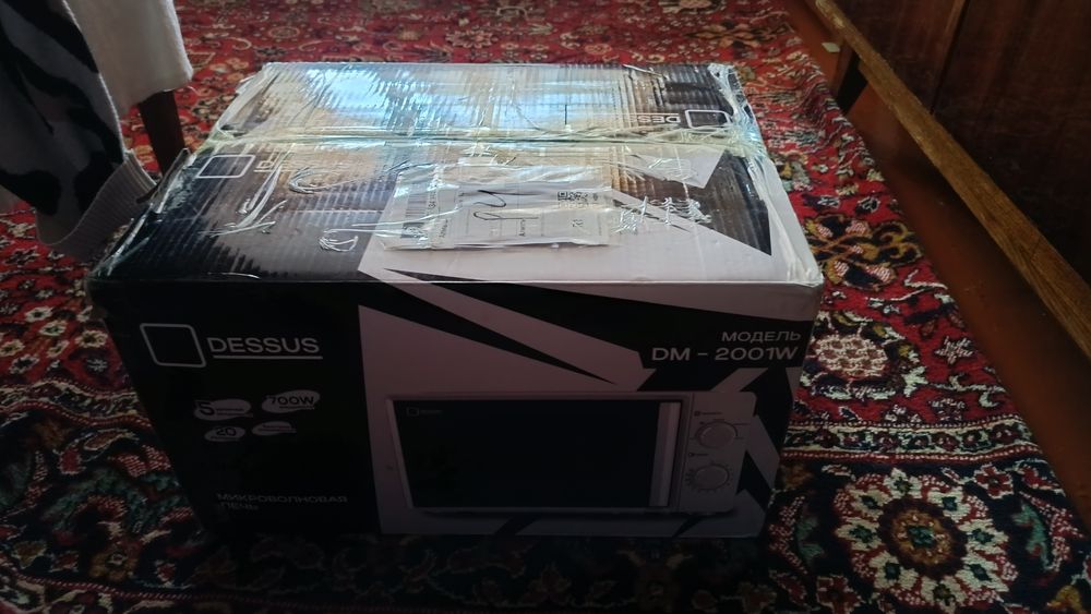 Микроволновка dessus DM-2001w