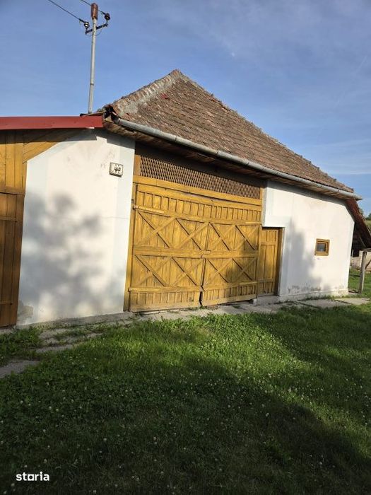 Casa de vanzare in satul Corni, comuna Bicaz