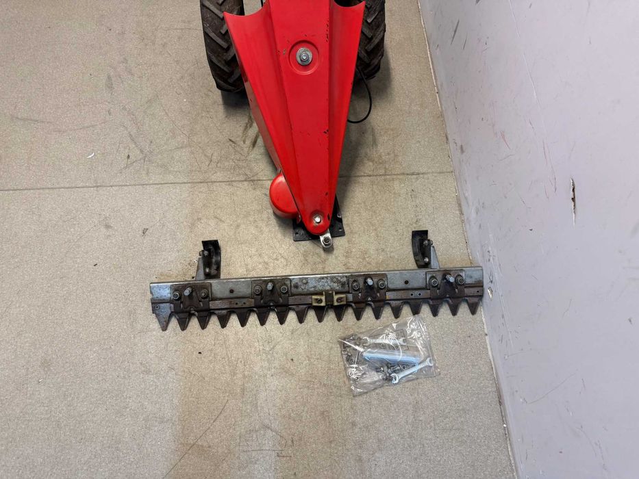 Косачка бенз. палцова за висока трева 174cc 3kW (4hp) 1070mm 3000m2