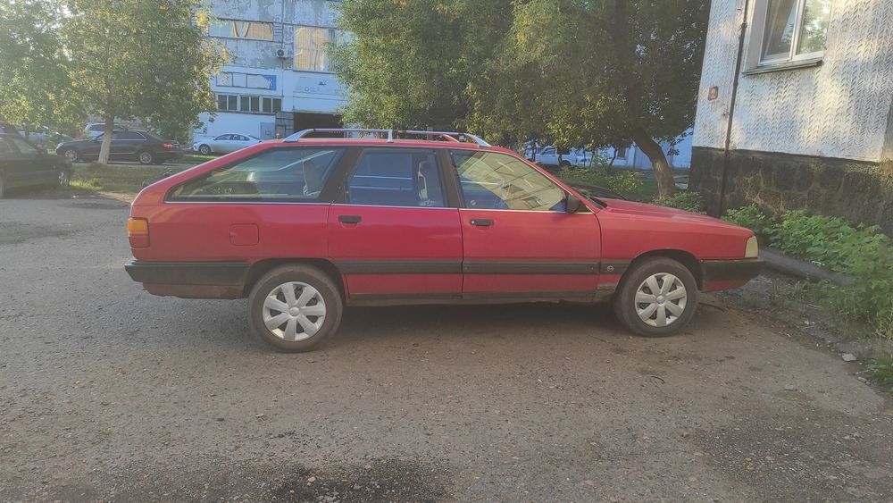 Продам АУДИ Универсал 100 С3
