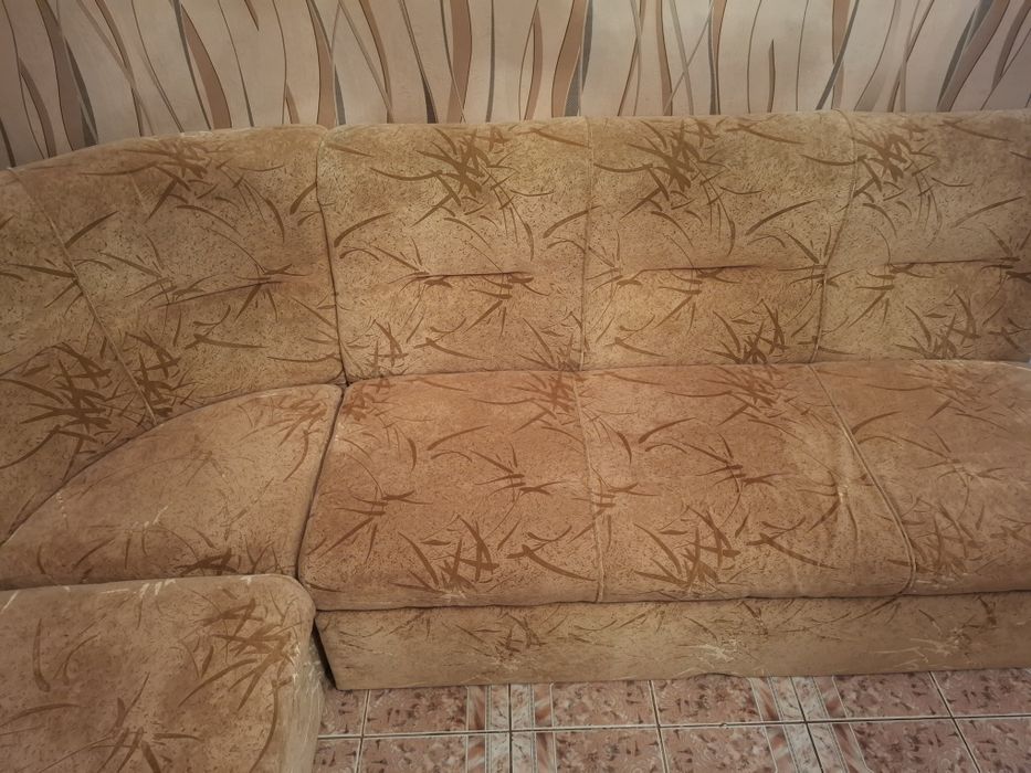 Растегателен ъглов диван