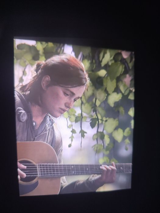 Одни из нас 1, 2, часть цифровой  можем договарится