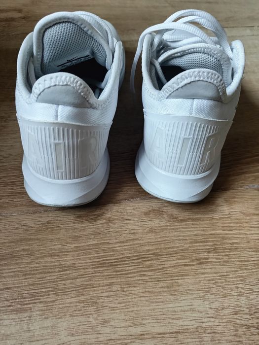 Оригинални маратонки Nike