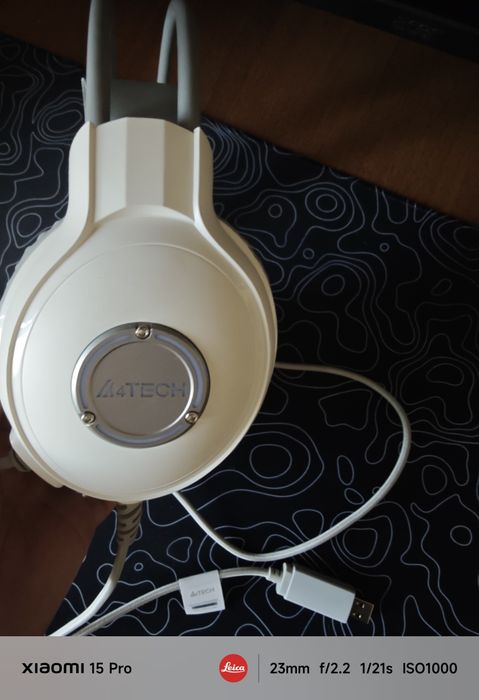 Наушники с микрофоном