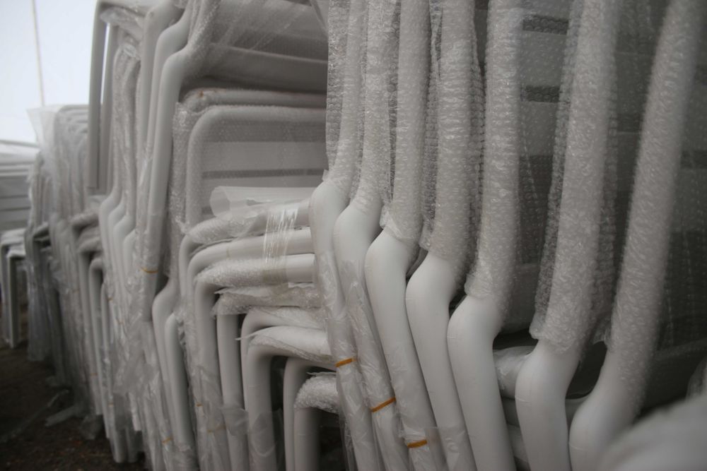 Inchiriere si Vanzare En-Gros - Scaune NOI Evenimente sau Gradina - UV