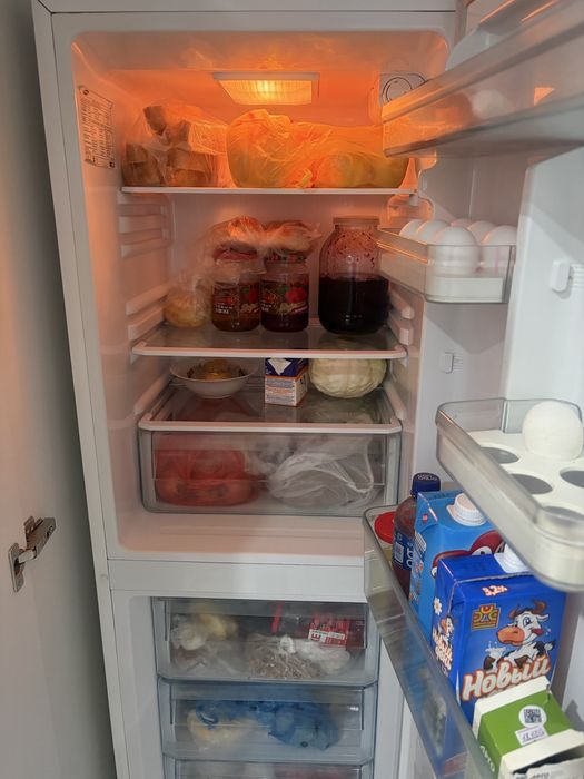 Продам холодильник