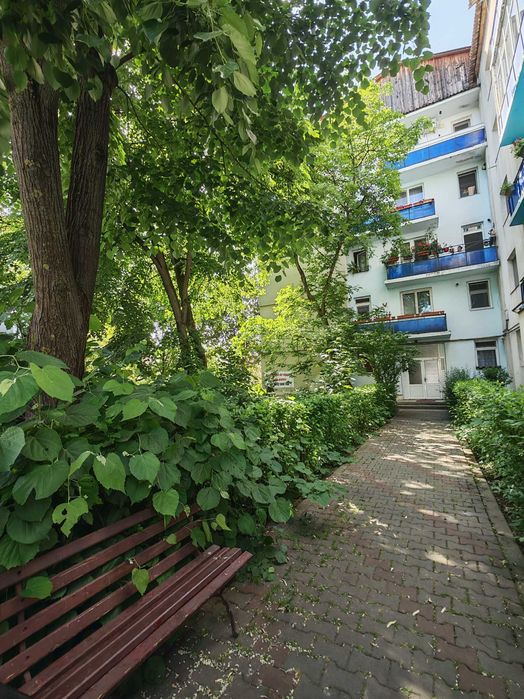 Apartament ultracentral Decebal, parcare,   2 balcoane, caramida, izolat