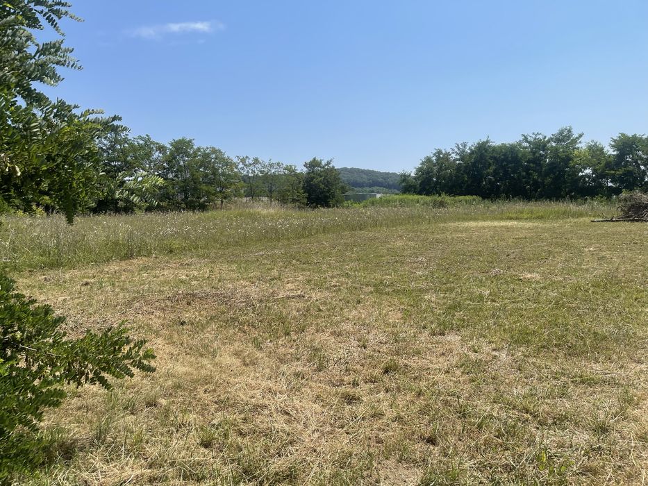 Teren de vânzare Budacu de Jos – 3 parcele, utilități la limită, zonă Raal