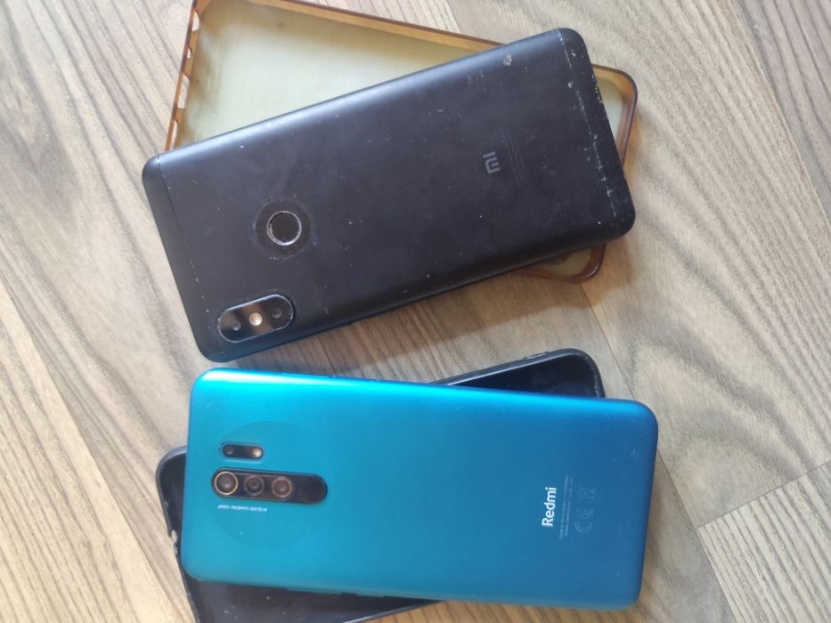 Телефони-Redmi. 2 броя