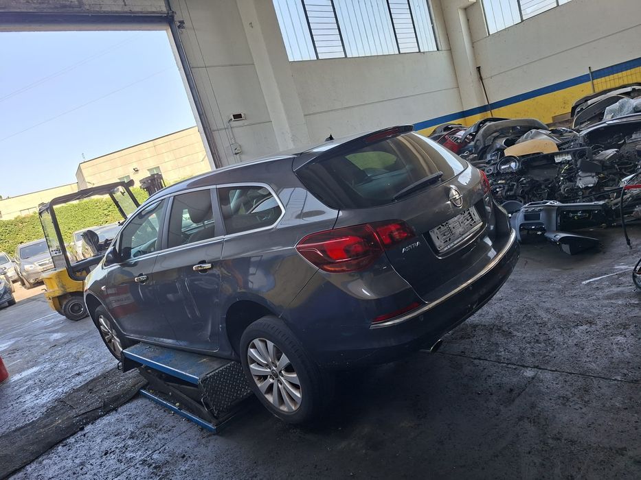 Piese opel astra j.break