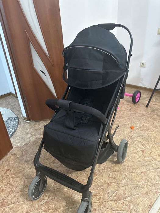 Продам коляску  летняя