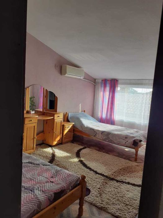 Дава се под наем Тристаен апартамент в Бургас, Сарафово - 120 кв.м за 200 € - Снимка #13