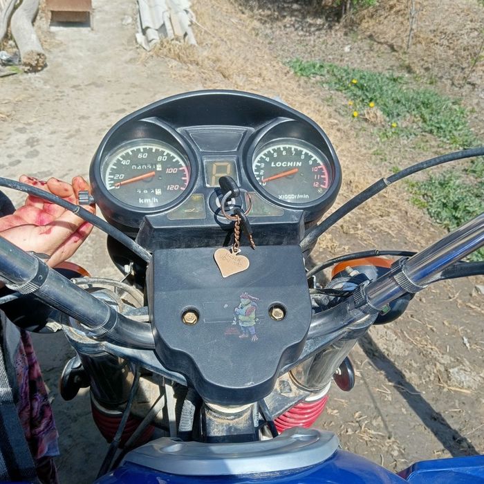 Lochin murave mototsikli sotiladi