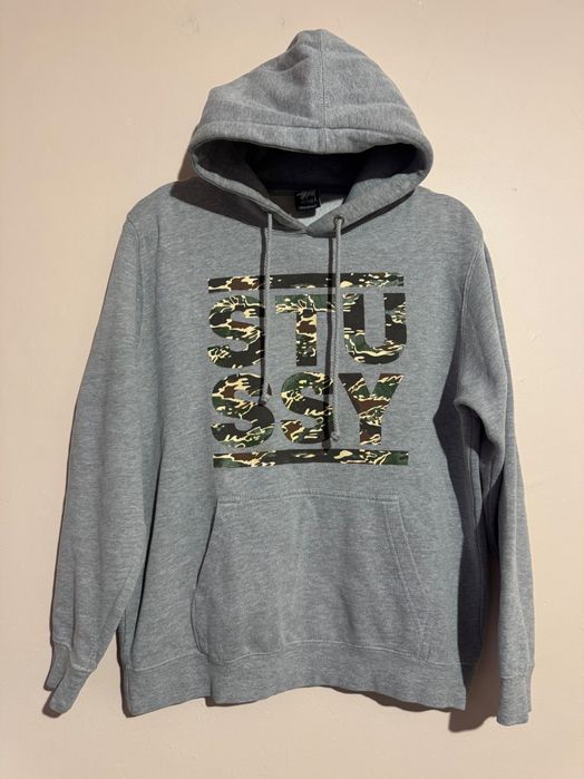 Stussy Camo Graphic Hoodie.
