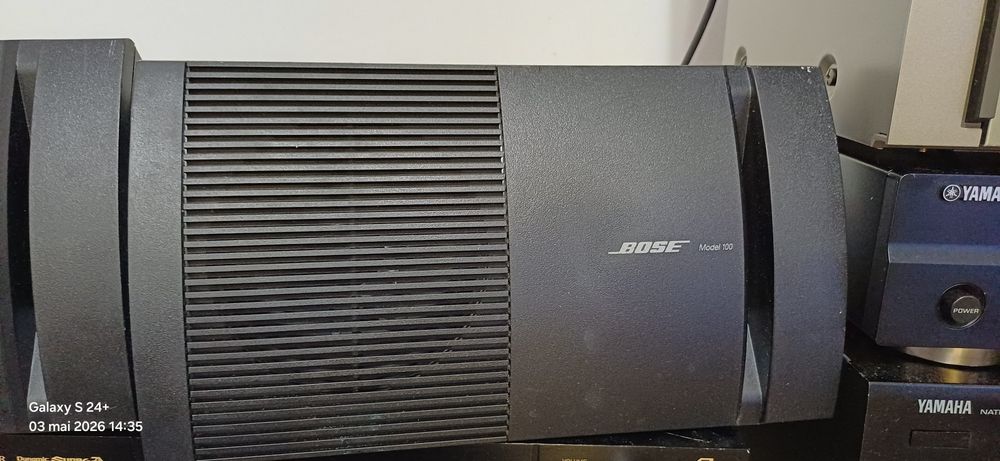 Boxe Bose model 100