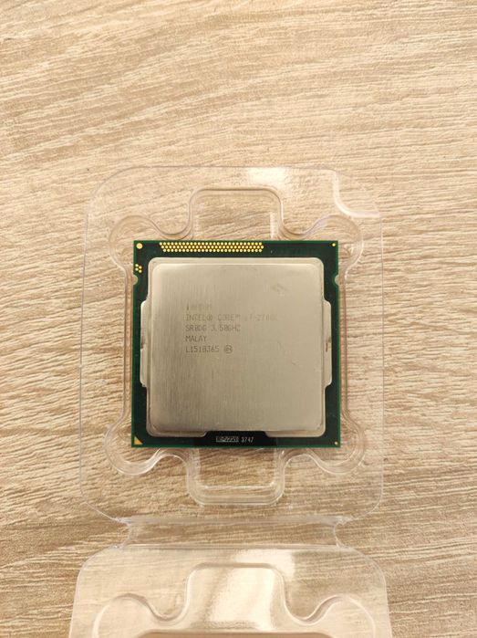 Процесор Intel Core i7 2700K