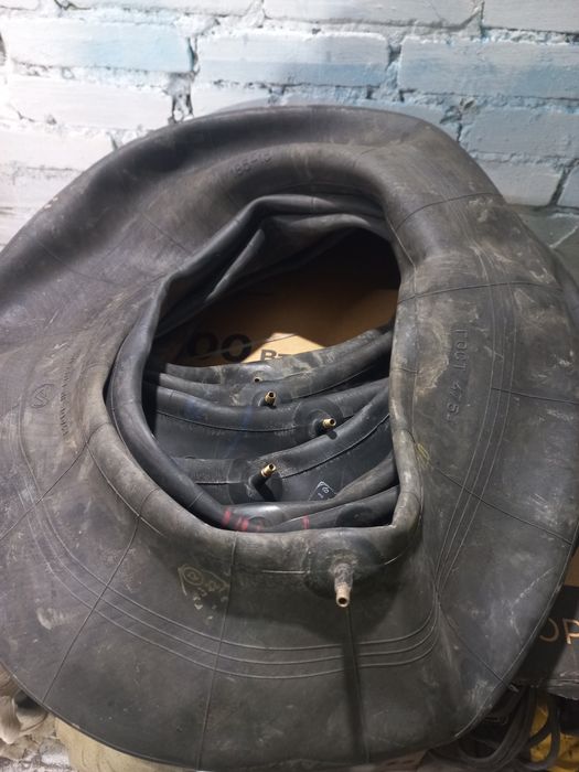 Продам автомобильные камеры на д15.