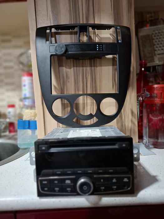 Б/У автомагнитола