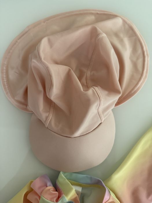 Бански и шапка с UV защита размер 74/80 H and M
