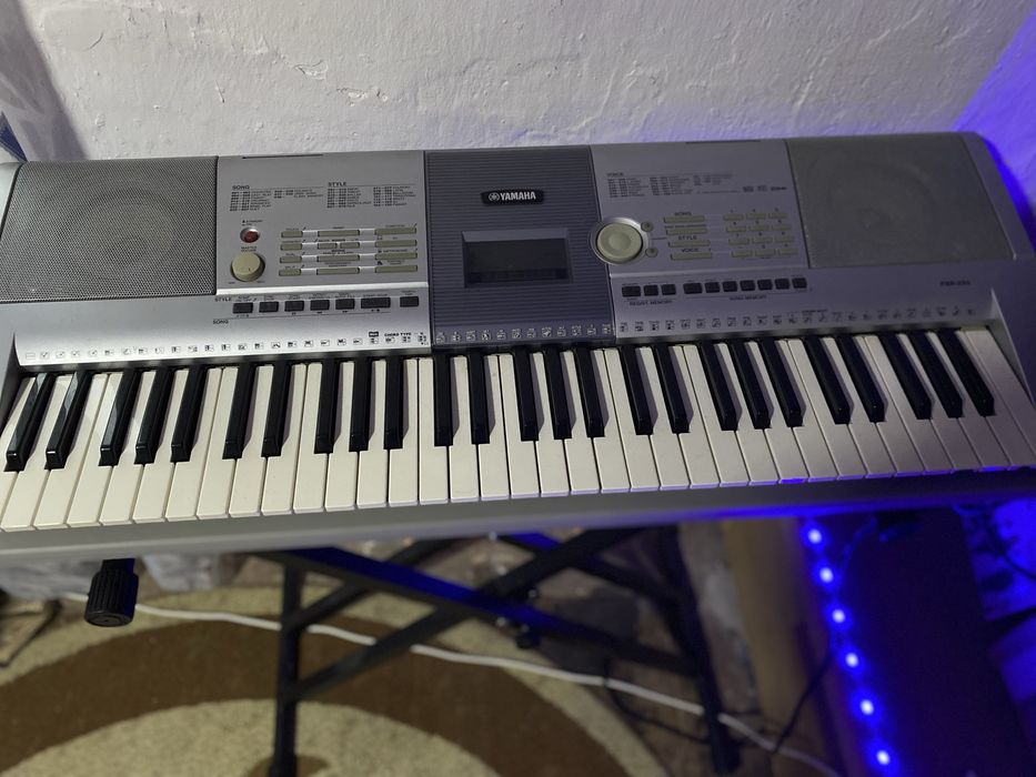Vand orga yamaha psr-295