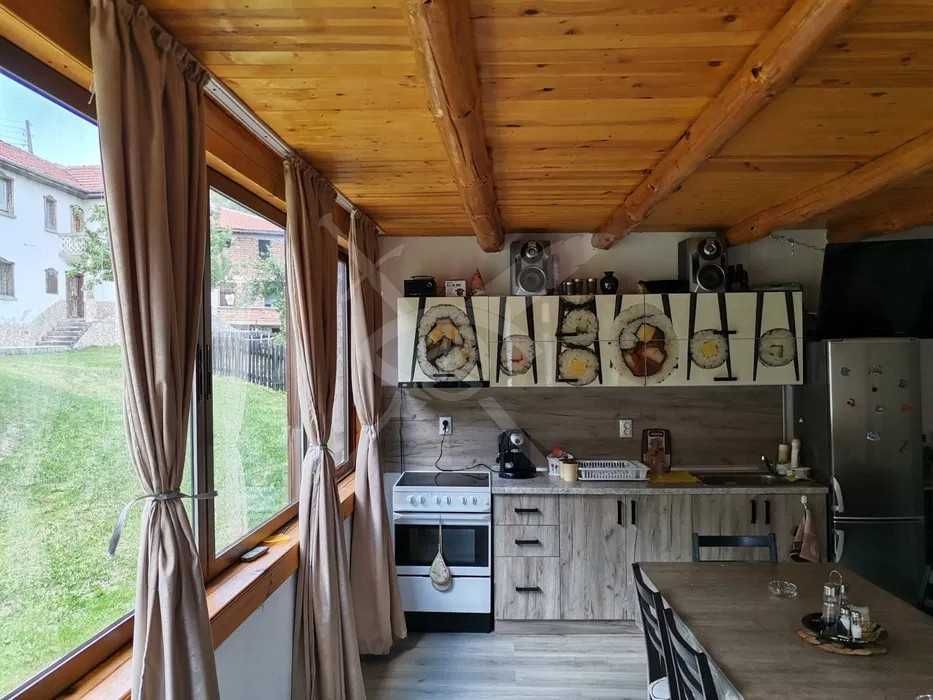 Продава се Къща в с. Сини връх, Област Пловдив - 120 кв.м за 850 €/кв.м - Снимка #1