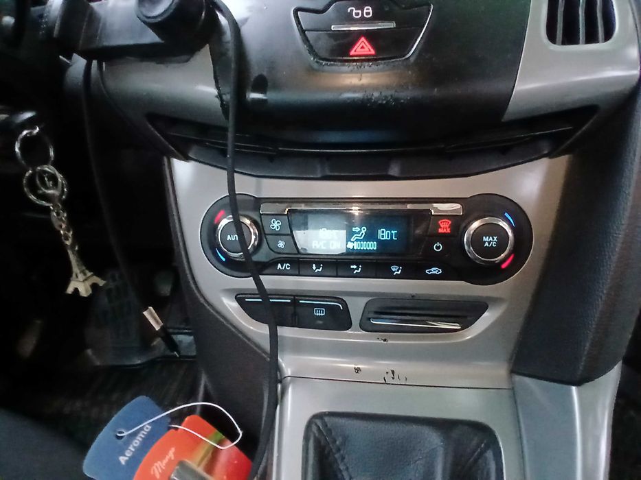 Vand ford focus mk3 2011 sedan