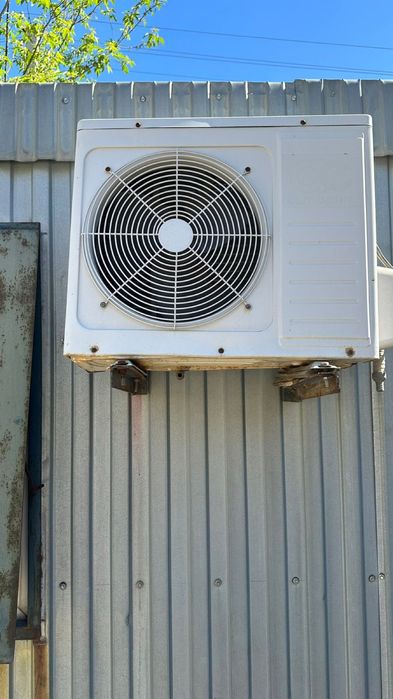 Контейнер морской