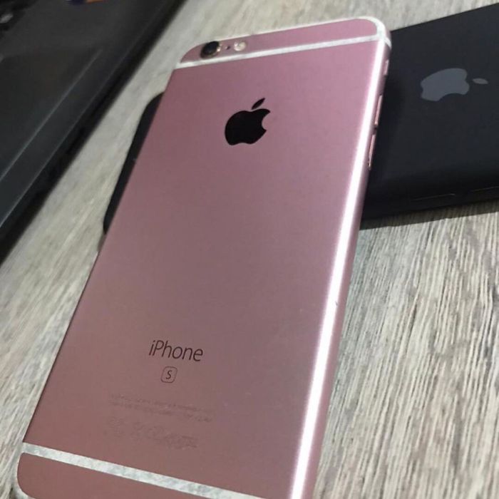 iPhone 6S Rose Gold 16Gb ideal