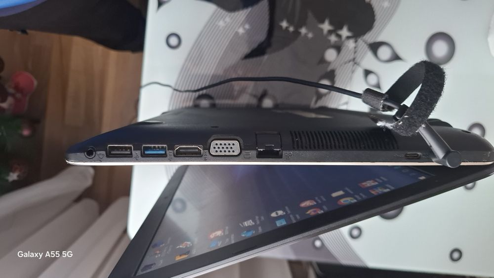 Лаптоп Asus 15.6 core I3 6th gen.