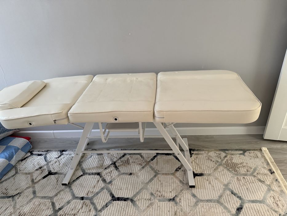 Кушетка косметологическая