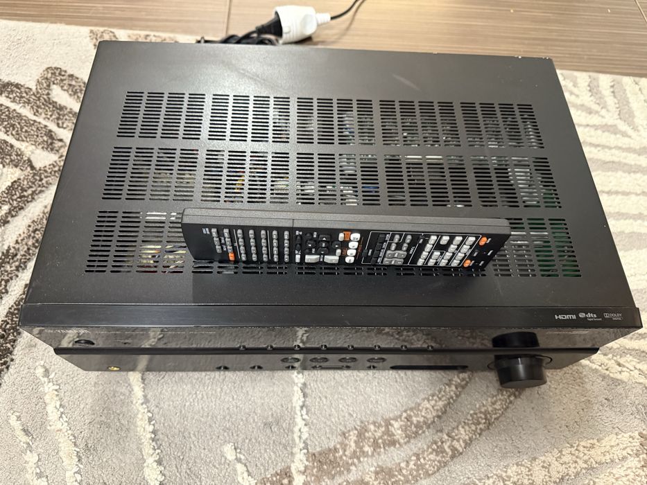 Yamaha RX-V367 Ресивър