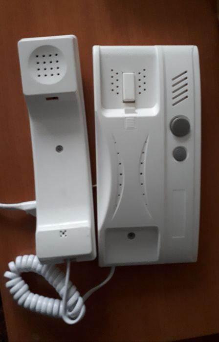 Домофонный аппарат, трубка