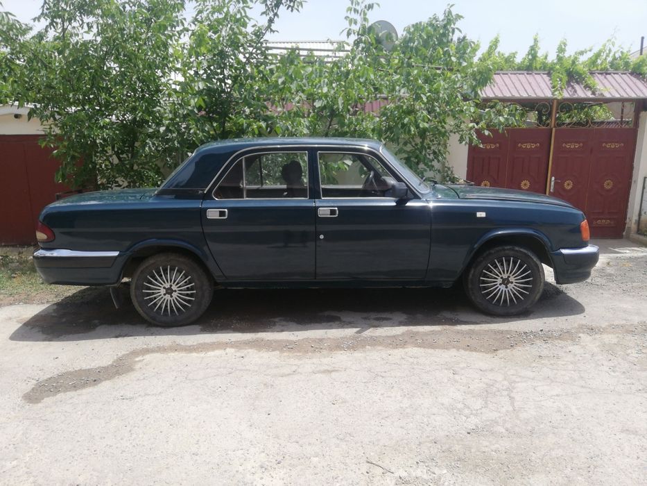 Волга газ 3110 цвет зелёный