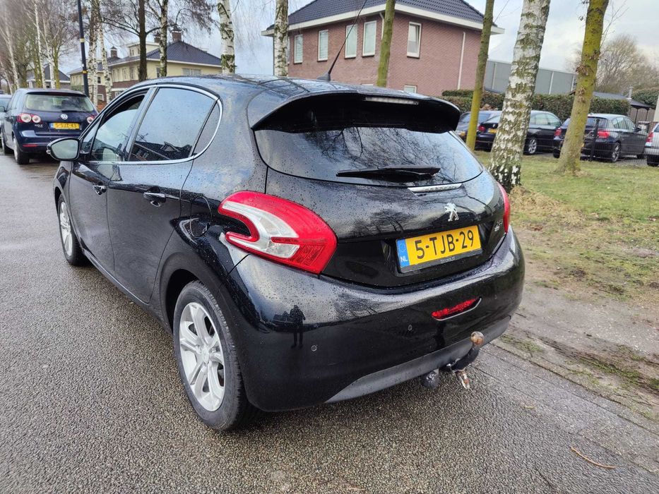 Vand Peugeot 208 1.6 Hdi 2014