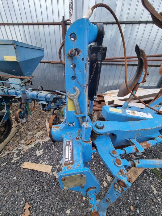 Plug lemken opal 110 3+1