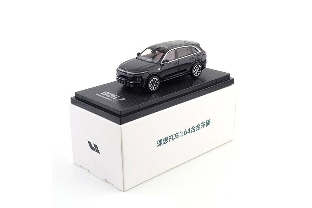 Моделька Li 1/64
