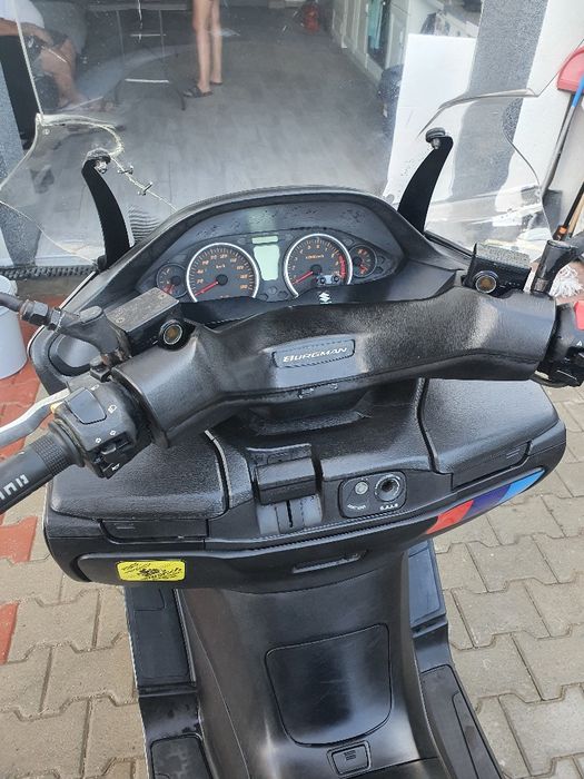 Suzuki burgman 400