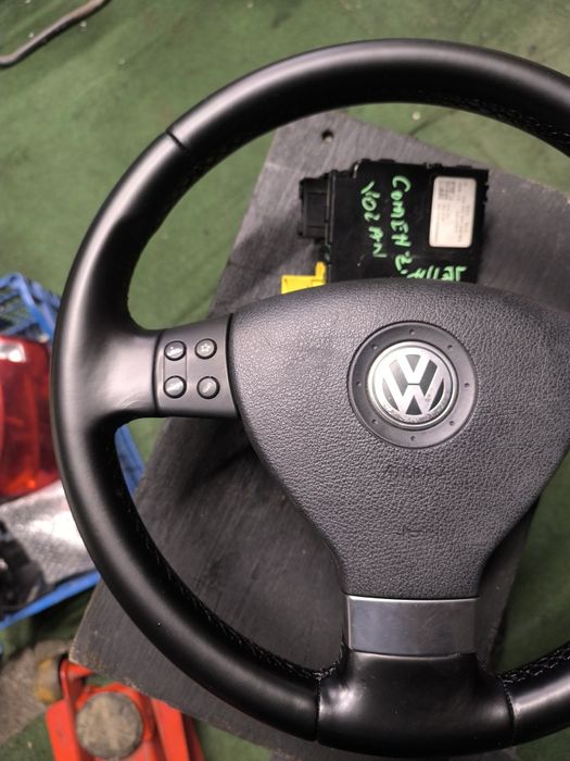Volan piele original Golf 5 Jetta 3 Golf 5 plus Touran Polo 9n