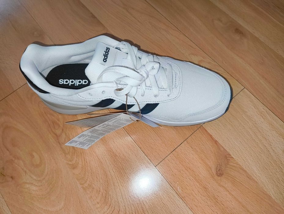 Adidas Run 60s 4.0 размер 42 2/3 летни