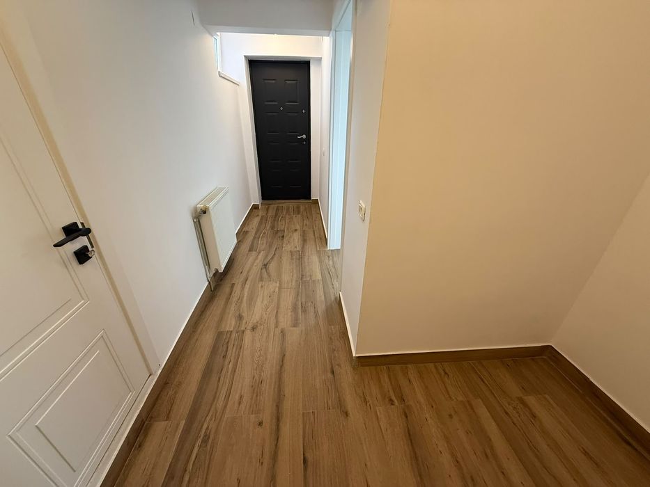 Apartament 2 camere 62 mp cu gradina