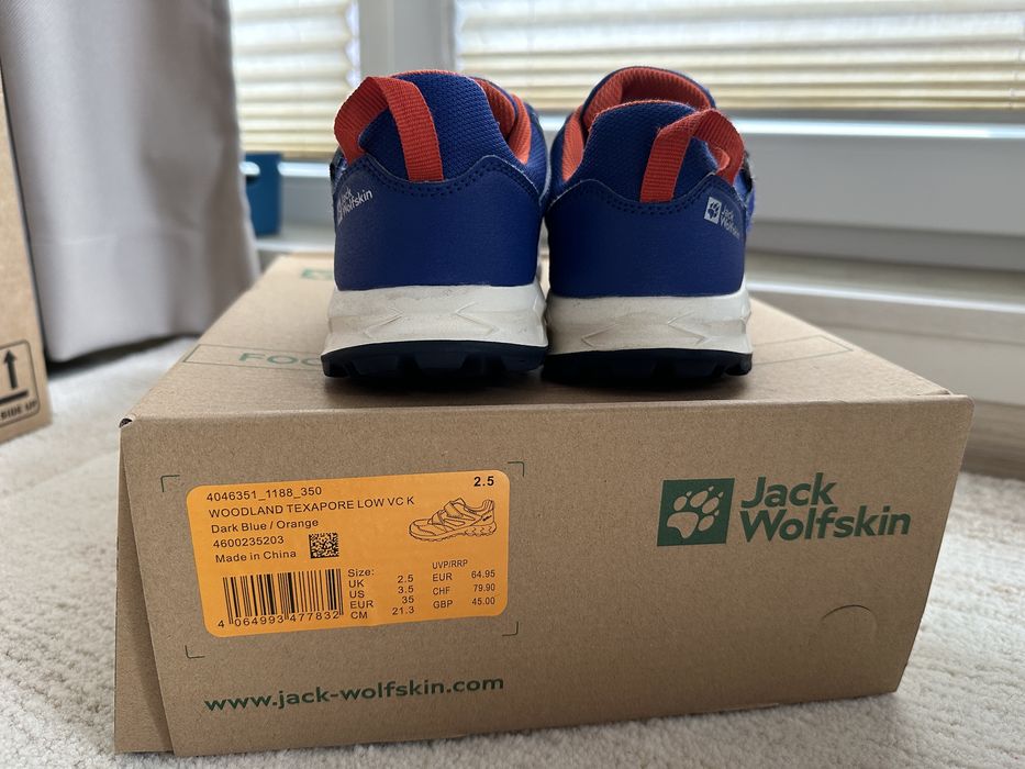 Нови детски маратонки adidas fortarun  и Jack Wolfskin номер 34 и 35